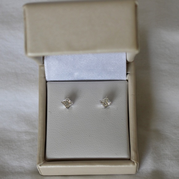 Princess cut diamond earrings for sale. White gold. Have never been worn. - Picture 2 of 3